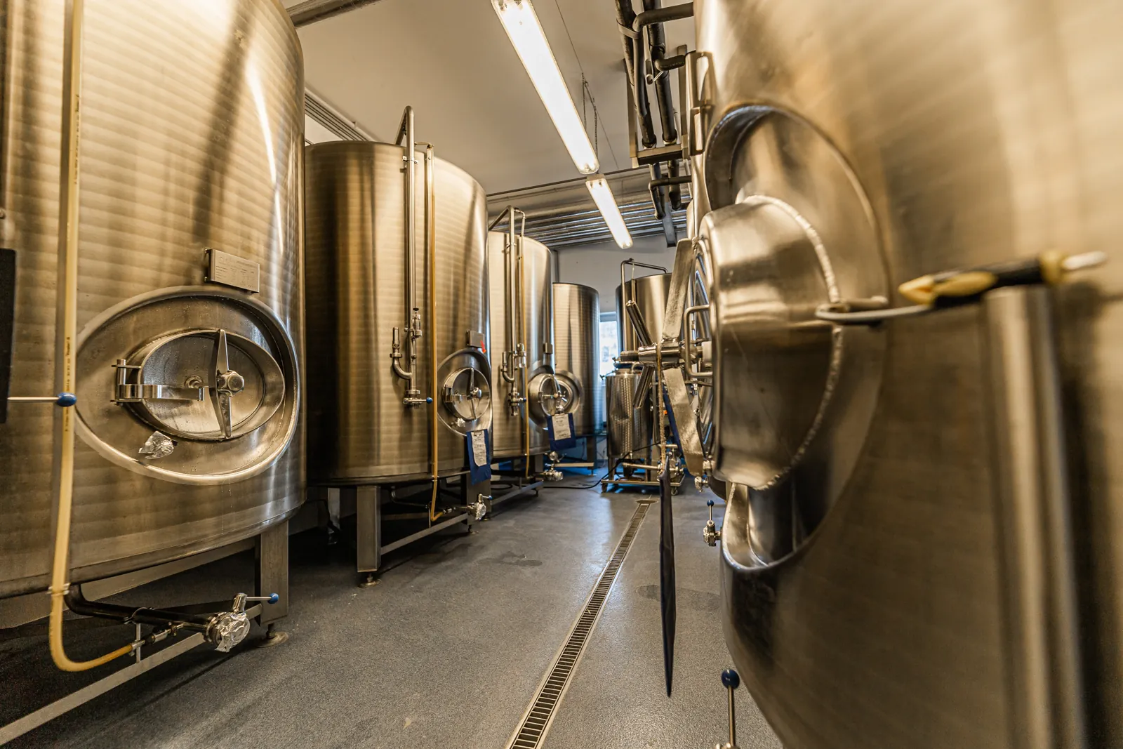 Lagertanks in der Brauerei